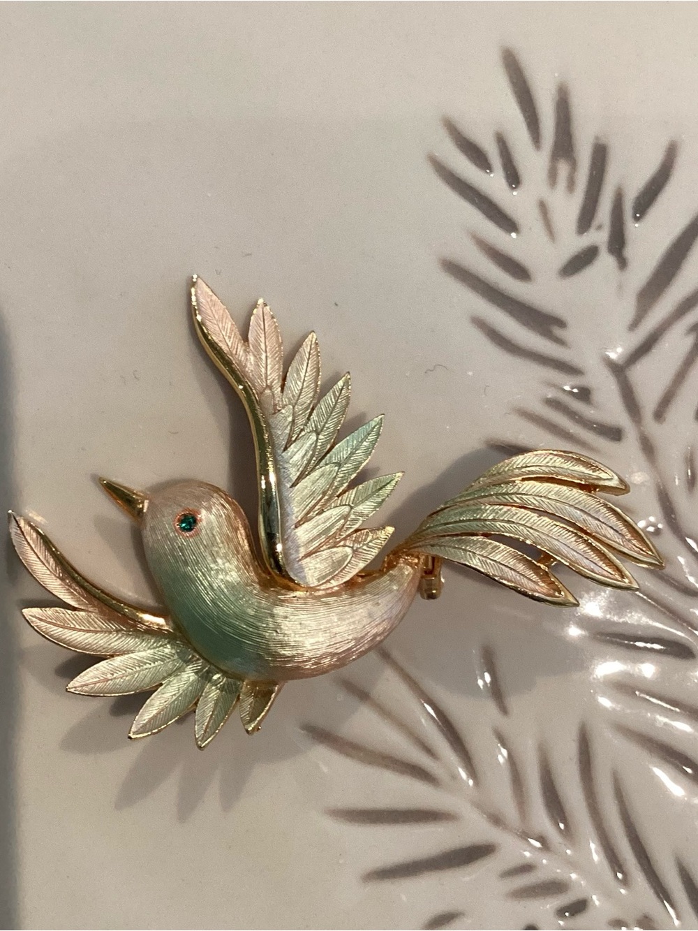 JJ Jonette Jewelry 'Up-Winged Bird' Pin Brooch signed